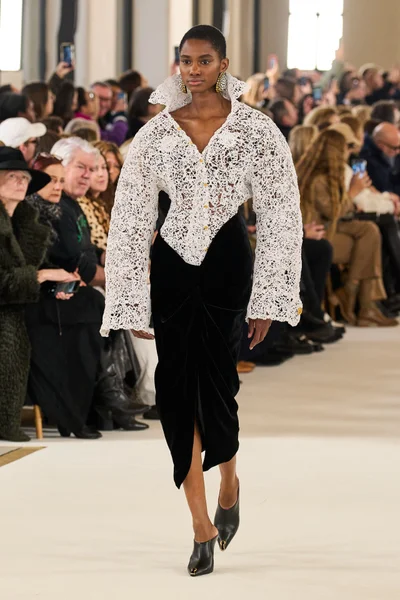Look 6